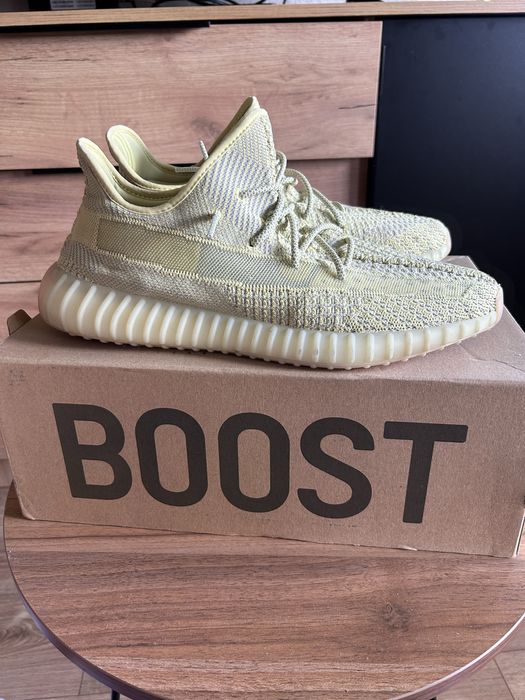 Yeezy 350 v2 Antila - 49 1/3