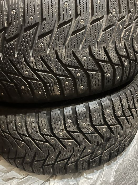 Резина р17 225/50 зима шиповка