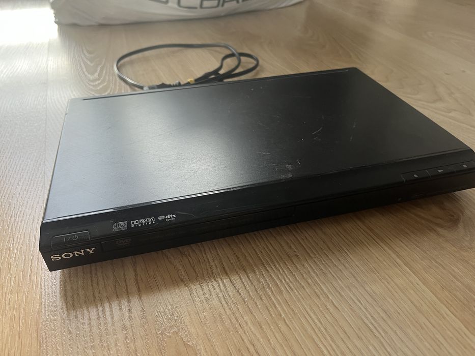 Sony DVP SR-100 (odtwarzacz DVD)