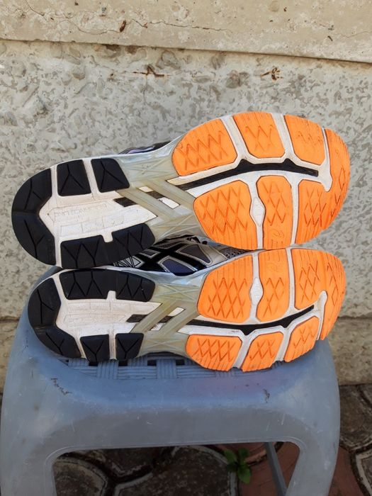 Asics кроссовки оригинальные  раз 43-44