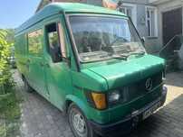 Mersedes-Benz 208D