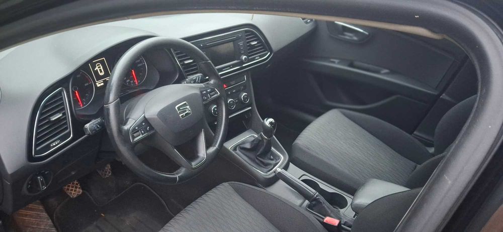 Seat Leon bardzo oszczędny i bezawaryjny