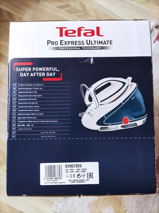 Tefal NOWE Żelazko generator pary Pro Express Ultimate Care GV9570 

N