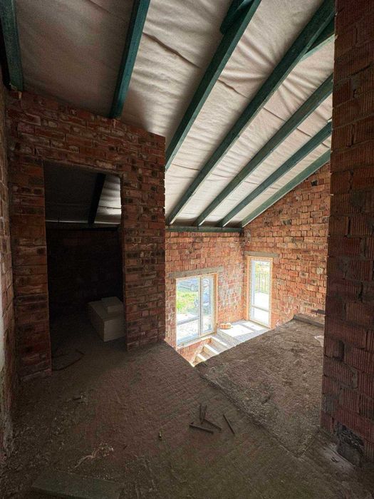 Продаж окремостоячого бидинку в Винниках