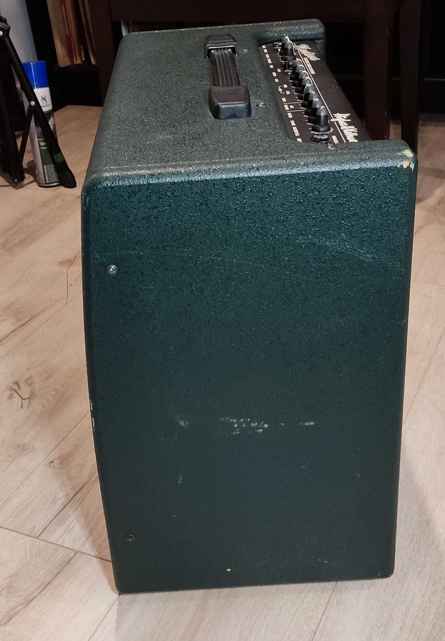 60W  wzmacniacz do gitary akustycznej Hughes&Kettner  z pętlą efektów