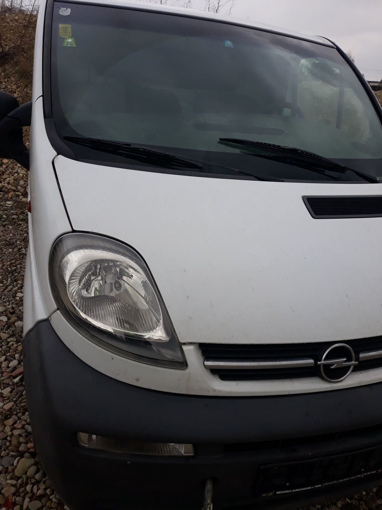 Opel vivaro 1.9cdti lusterko lampa zamek klamka