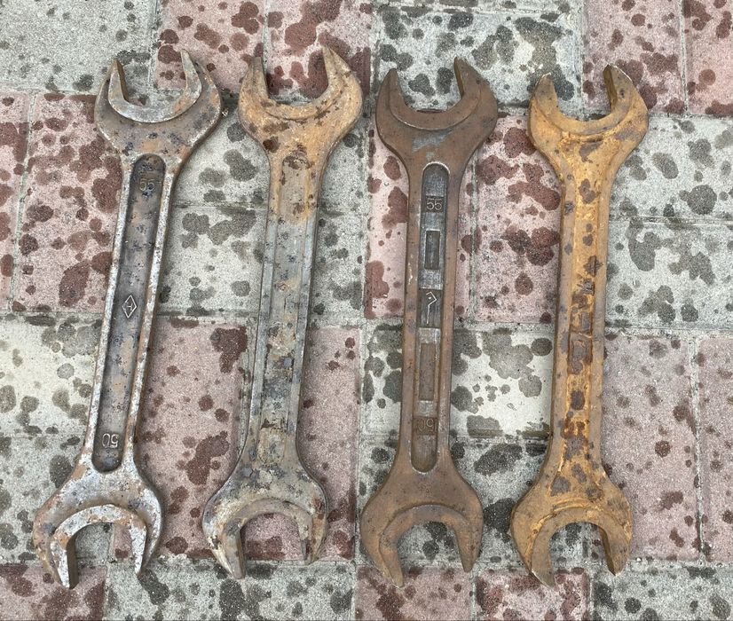 Продам великі рожкові ключі