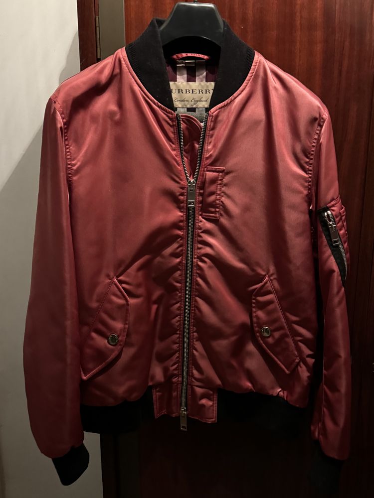 Blusão moderno Burberry - OFERTA UNICA