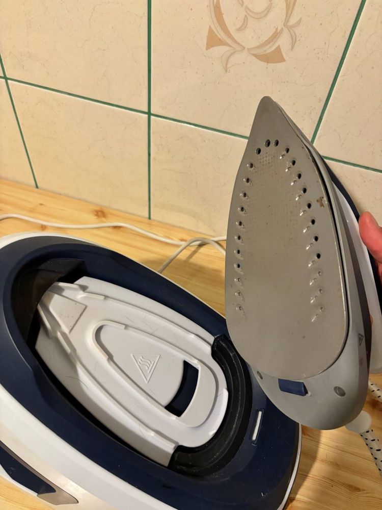 SILVERCREST® Żelazko ze stacją parową SDBSB 3000 A1, 3000 W