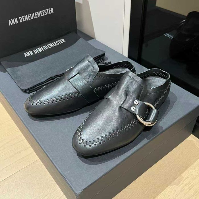 Chinelo Ande, estilo italiano