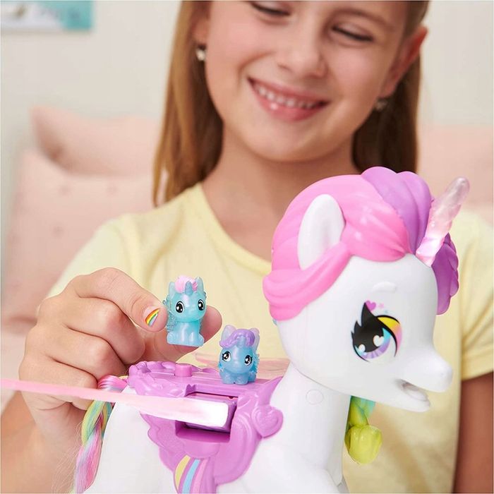 Hatchimals Tęczowe Wakacje Jednorożec 60+ Efektów