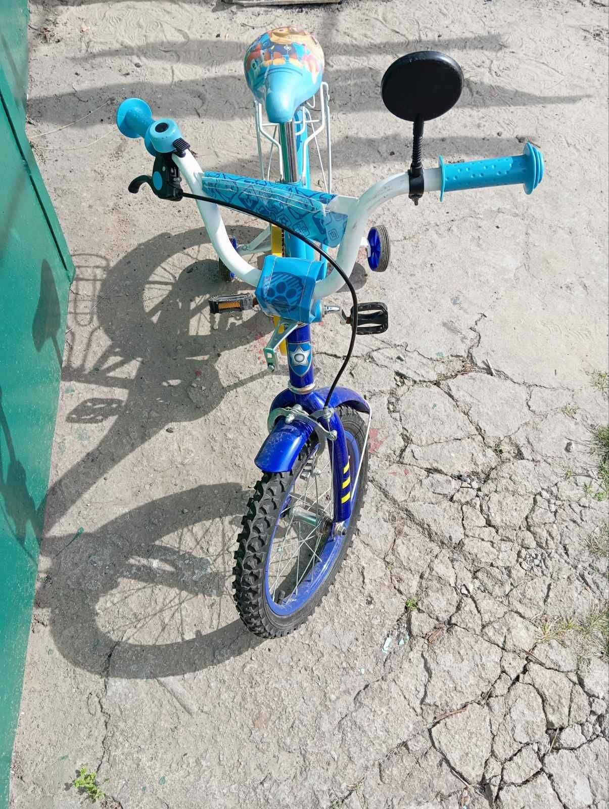 Продам дитячий велосипед, вік від 5-8 років.