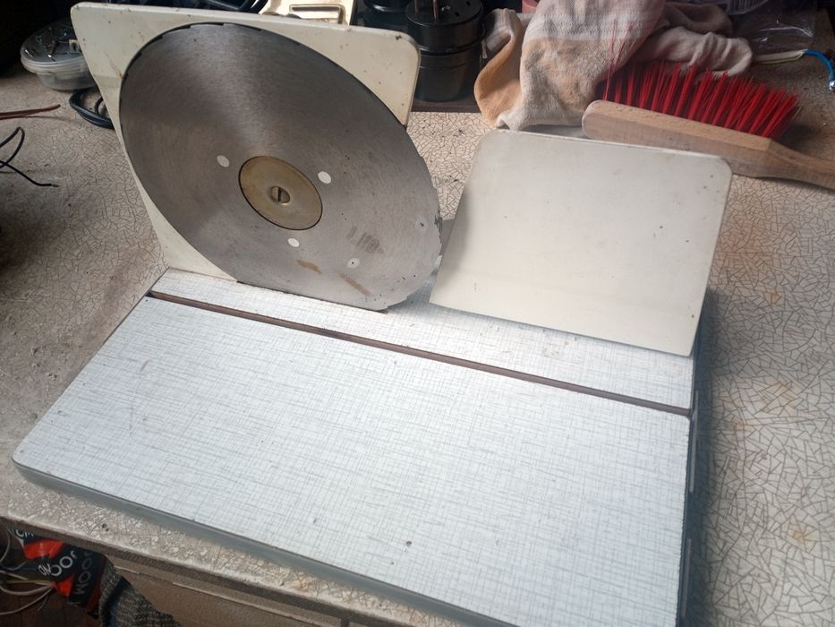 Хліборізка Німеччина ручна