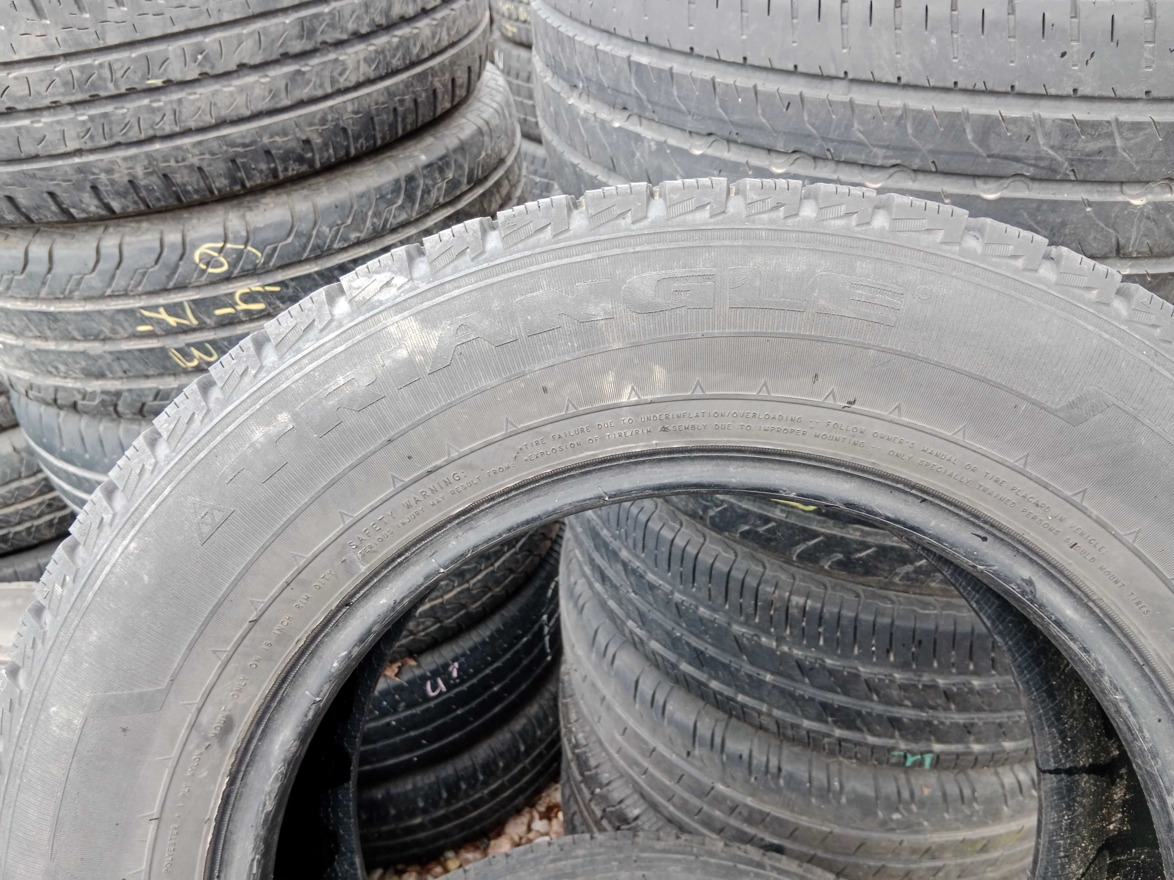 Opona używana 215/65R16C Triangle Snowlink 1szt.