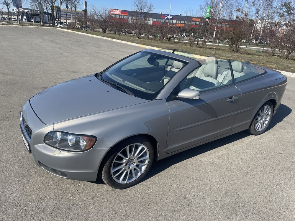Volvo C70 кабріолет