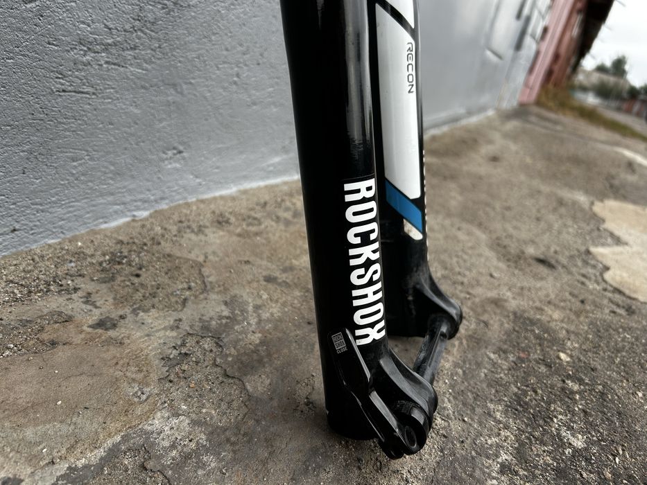 Rock Shox Recon 29 Silver TK на оси