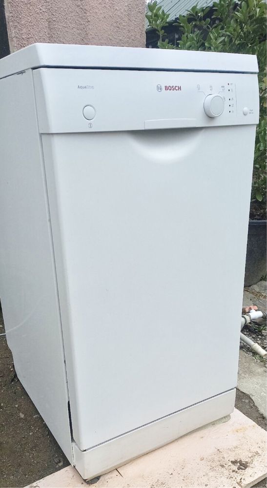 Посудомийна машина BOCH SPS40F22EU
