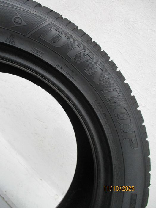 1x 235/55R18 Dunlop SP Winter Sport 3D 7,6mm  23r.