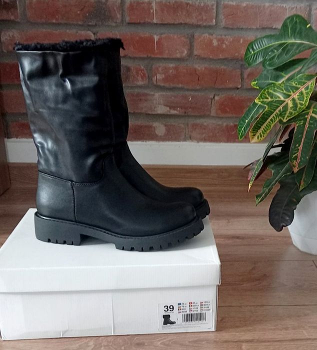 czarne botki biker z futerkiem 39