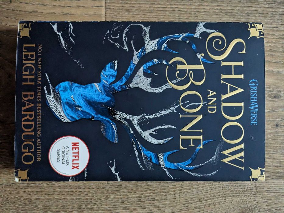 Shadow and Bone, Cień i Kość - Leigh Bardugo, wersja angielska