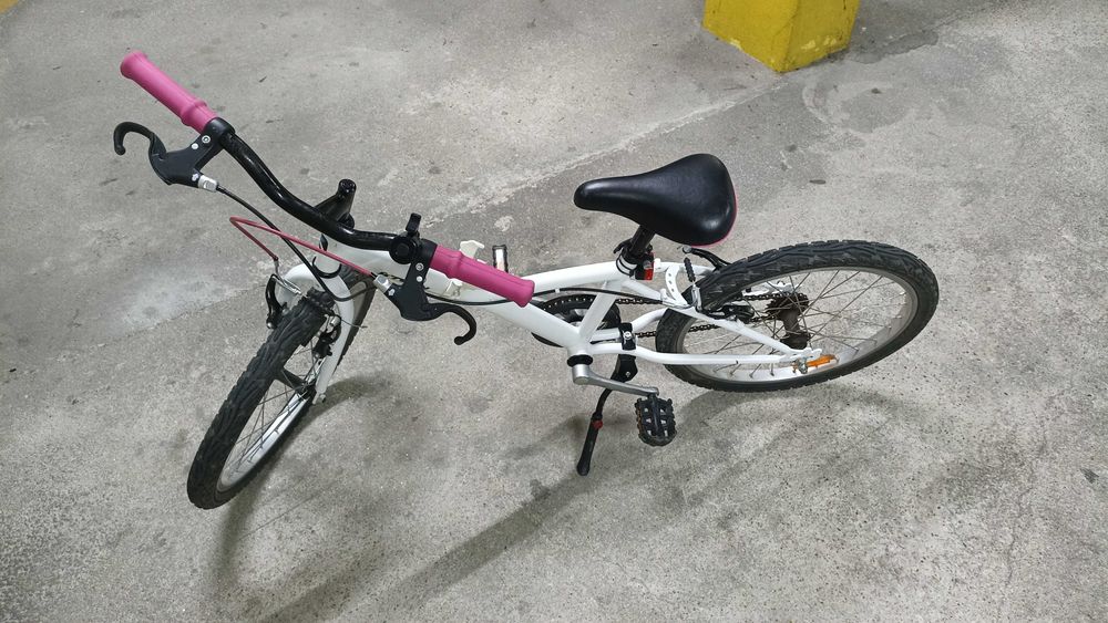 Bicicleta roda 20" para menina
