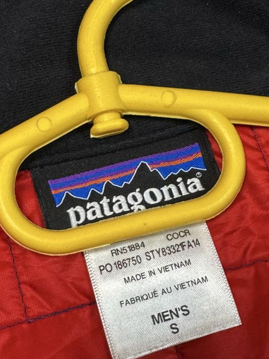 Микропуховик Patagonia куртка розмір S пуховик