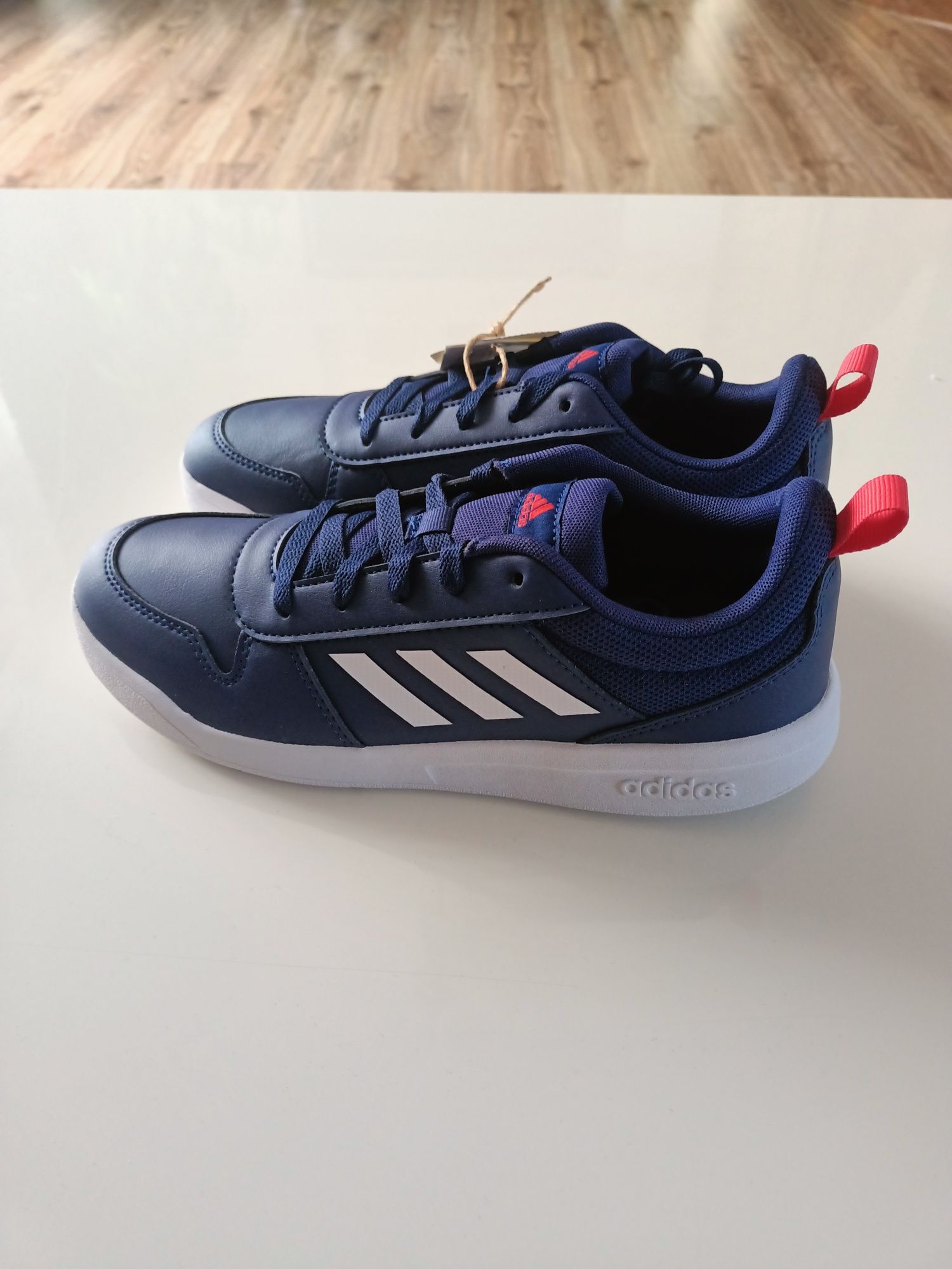 Młodzieżowe buty sportowe sneakersy Adidas Tensaur K rozm.38