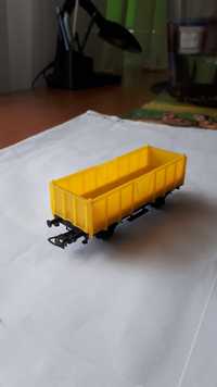 Wagon PIKO h0 PRL (towarowy)