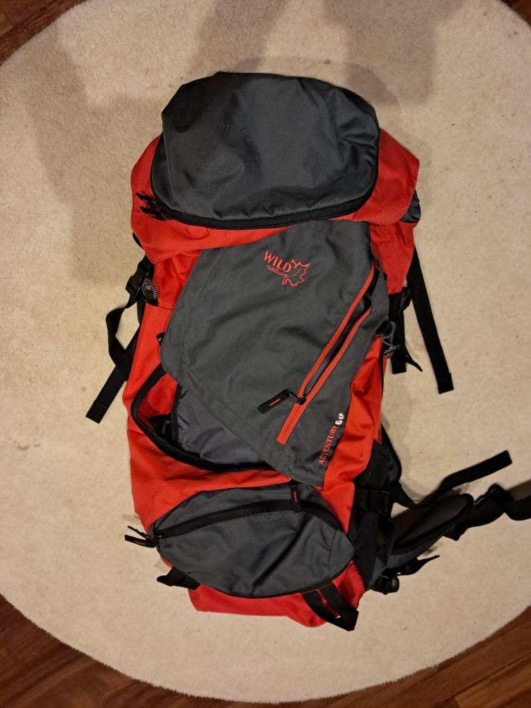 Mochila 60L com abertura à frente