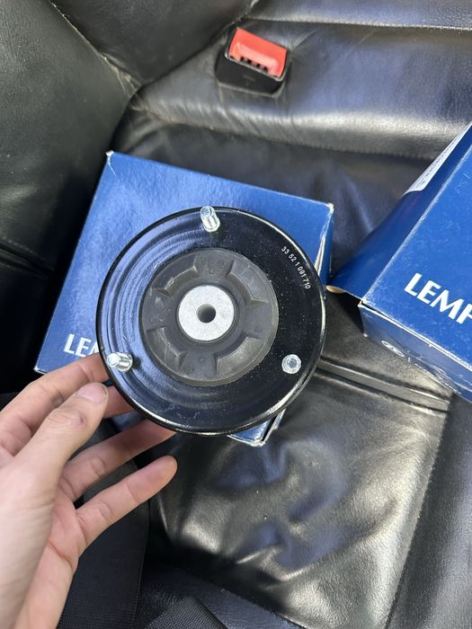 Задні амортизатори та опори BMW E39 седан