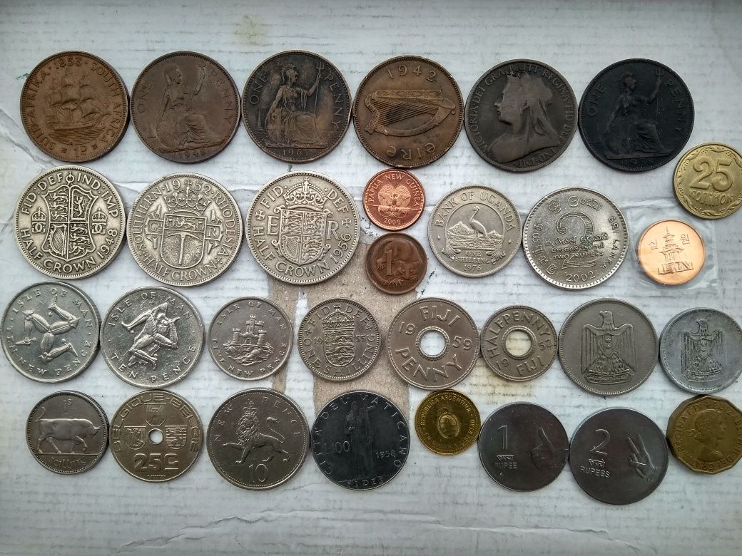 Интересные монеты мира(зарубежные).На выбор