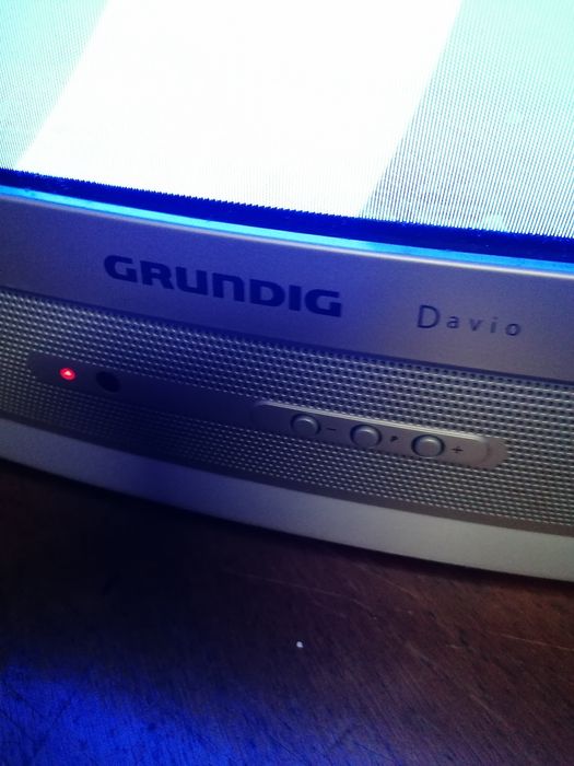 TV Grundig 37cm c/comando