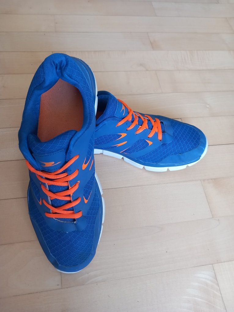 Buty sportowe rozmiar 44