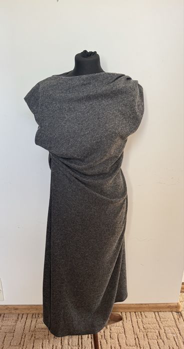sukienka szara sweter