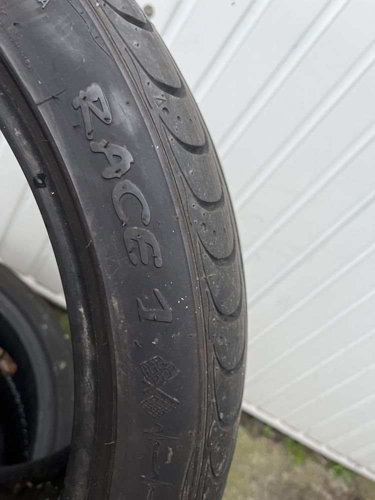 255/35R18 94W Syron Race1