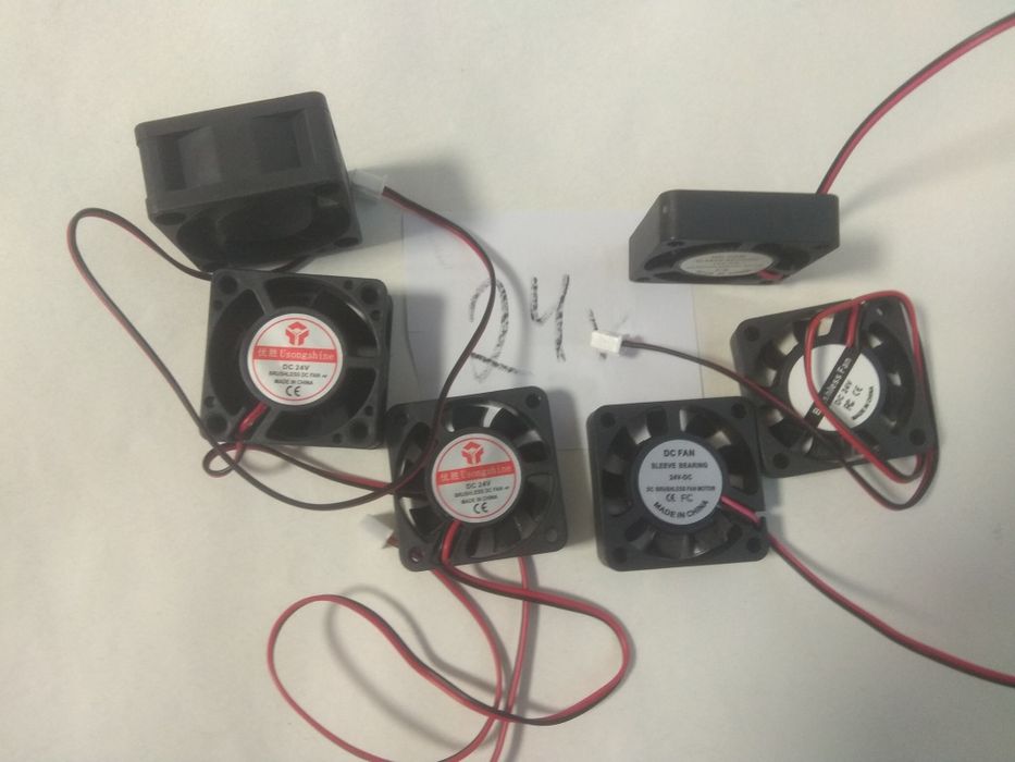 Кулер вентилятор на 12в/24в 40мм 4010 4020