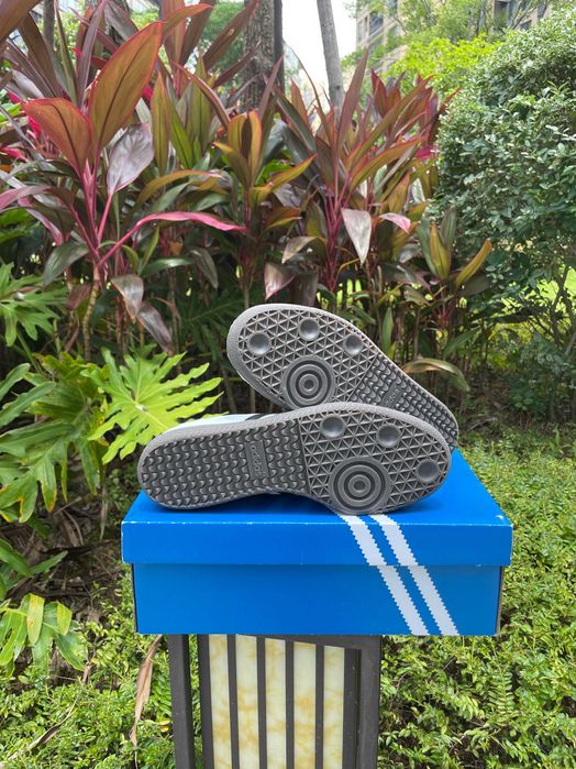 Buty meskie Mokasyny Adidas originals SAMBA OG Rozmiar.40