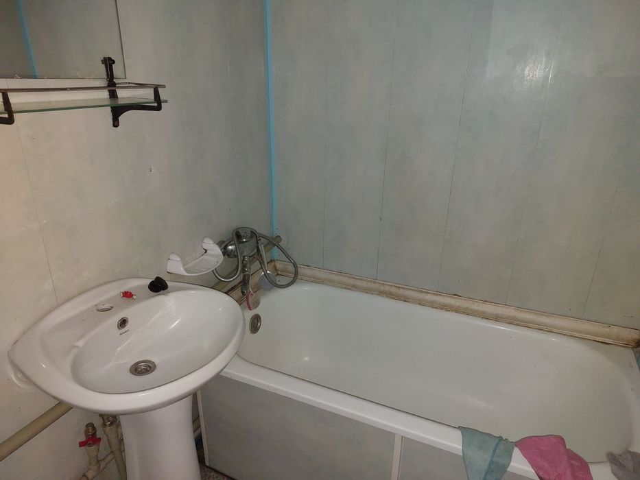 ПРОДАЖА 1/2 ДОМА ПО ПРОУЛ.1й МАРШОВЫЙ о-р "бассейн «МиКомп"