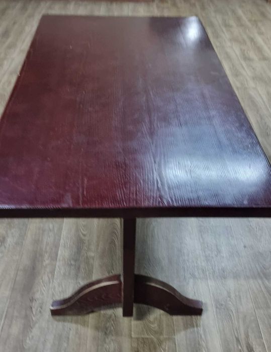 Столи із натурального дерева масив