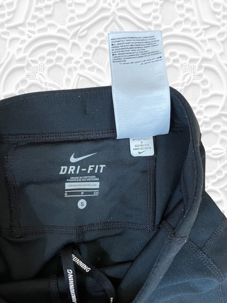 Nike Running roz. S chłopięce legginsy bieganie