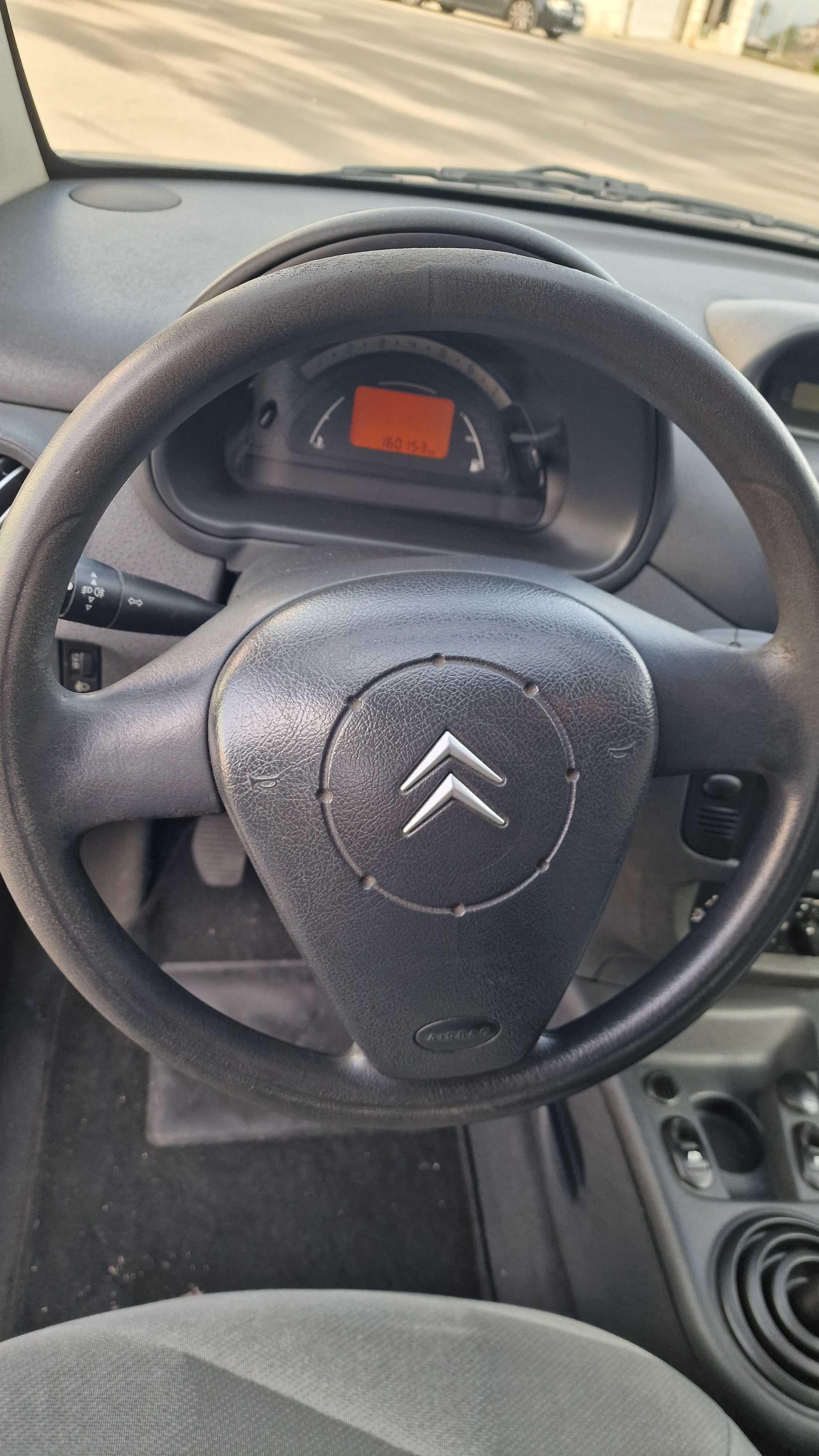 Citroen C2 1.1 60Cv