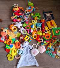 Набор игрушек для самых маленьких