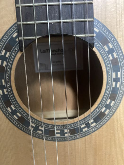 Viola classica nylon guitarra