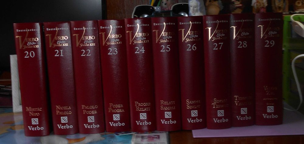 Livros em bom estado.