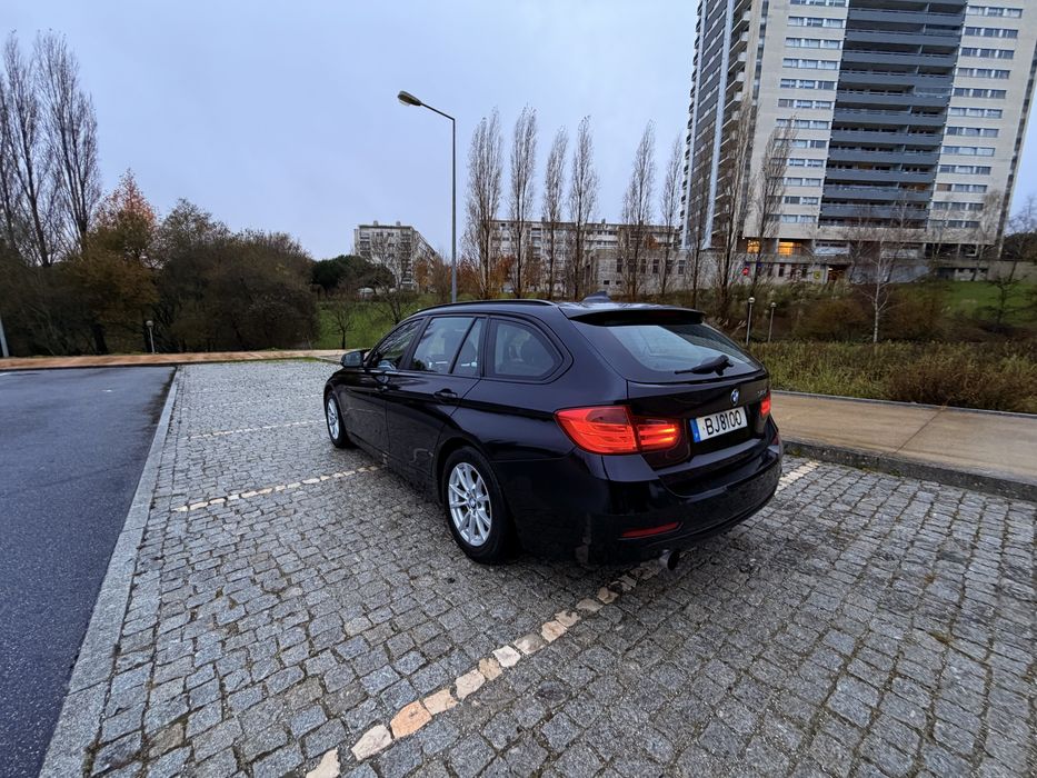 BMW F31 318D SportLine Auto - Oportunidade
