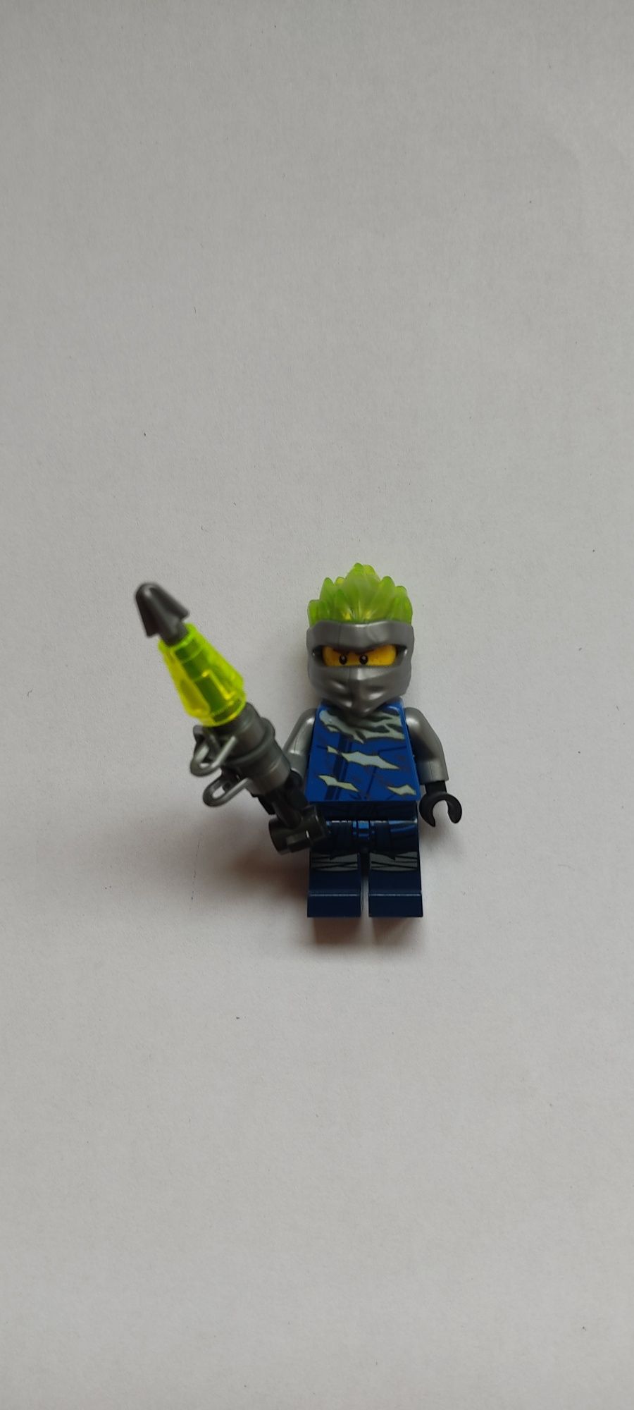Figurka LEGO Ninjago oryginalna.