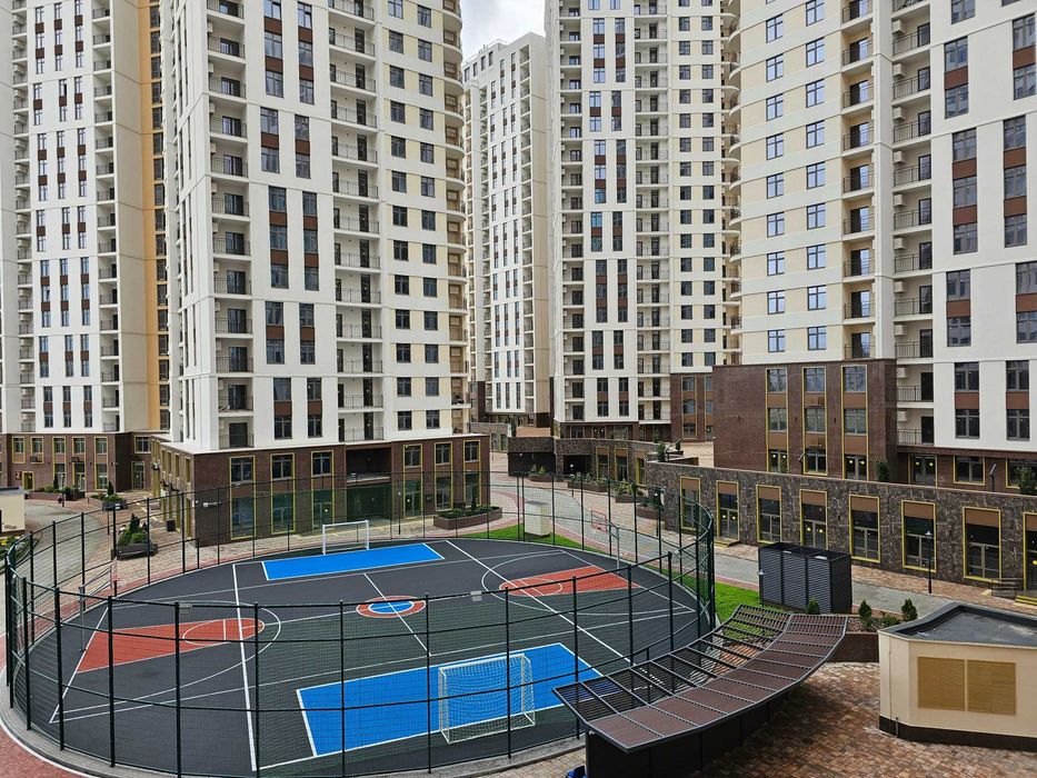 1к Кадорр Сити на Краснова