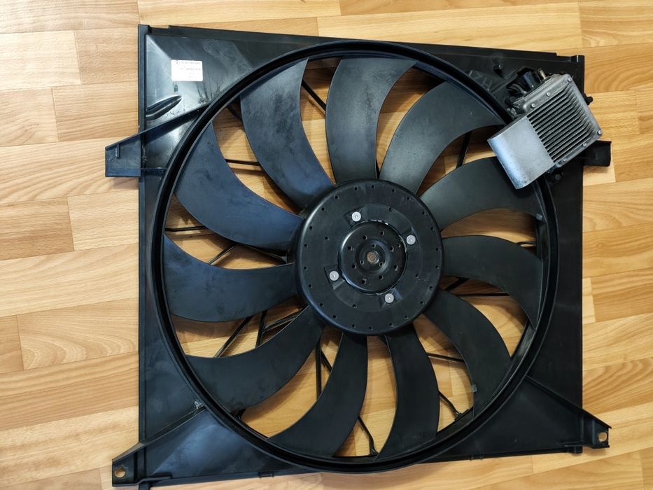 Вентилятор, радиатор на Mercedes ML270ML280ML320ML400ML500ML55AMGW163