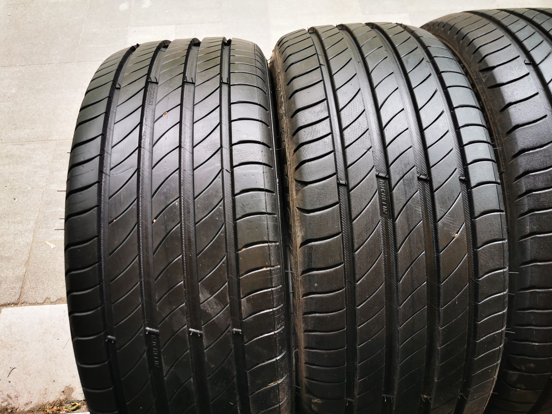 Летняя резина 205/45 R17 Michelin Primacy 4