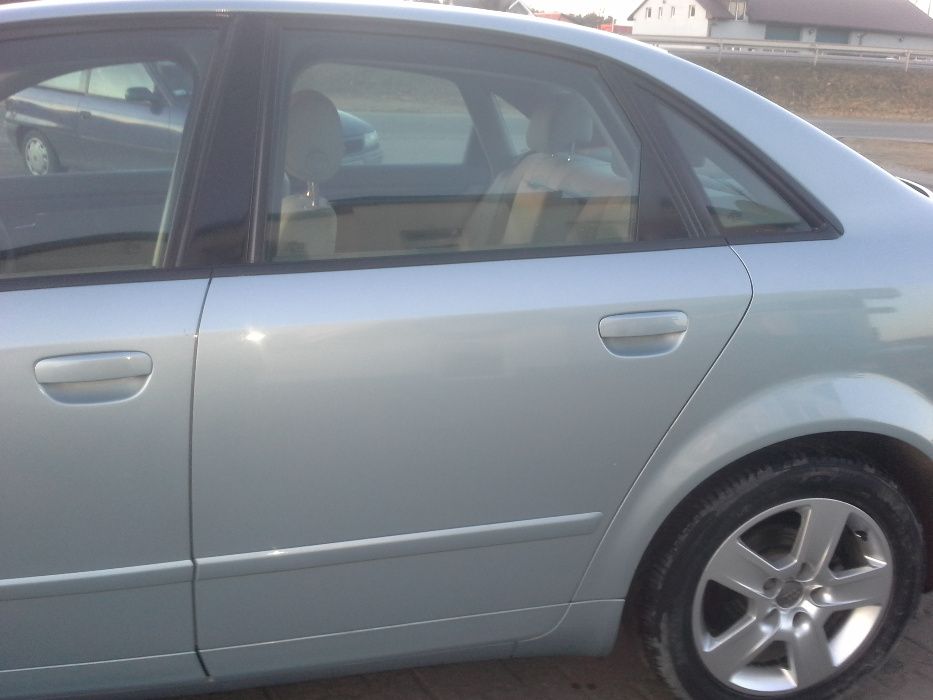 Drzwi Audi A4 B6 LY7R płat drzwiowy stan bdb